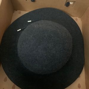 Helen kaminski Renae